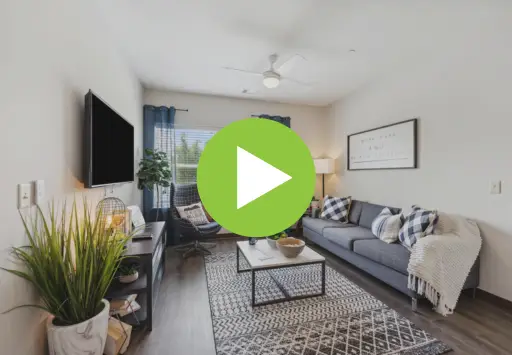 4 bed 4 bath 1369 sqft